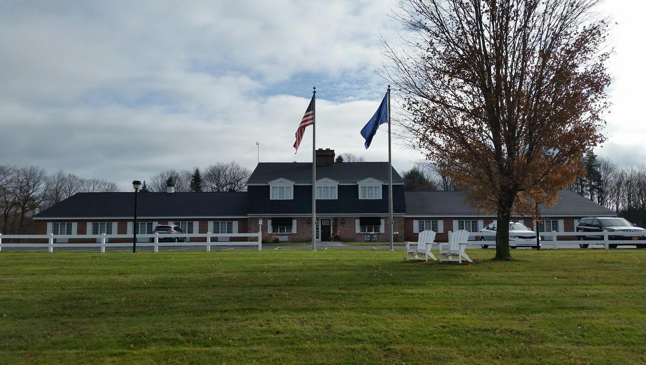 The Lodge At Headwaters Boonville Exterior foto