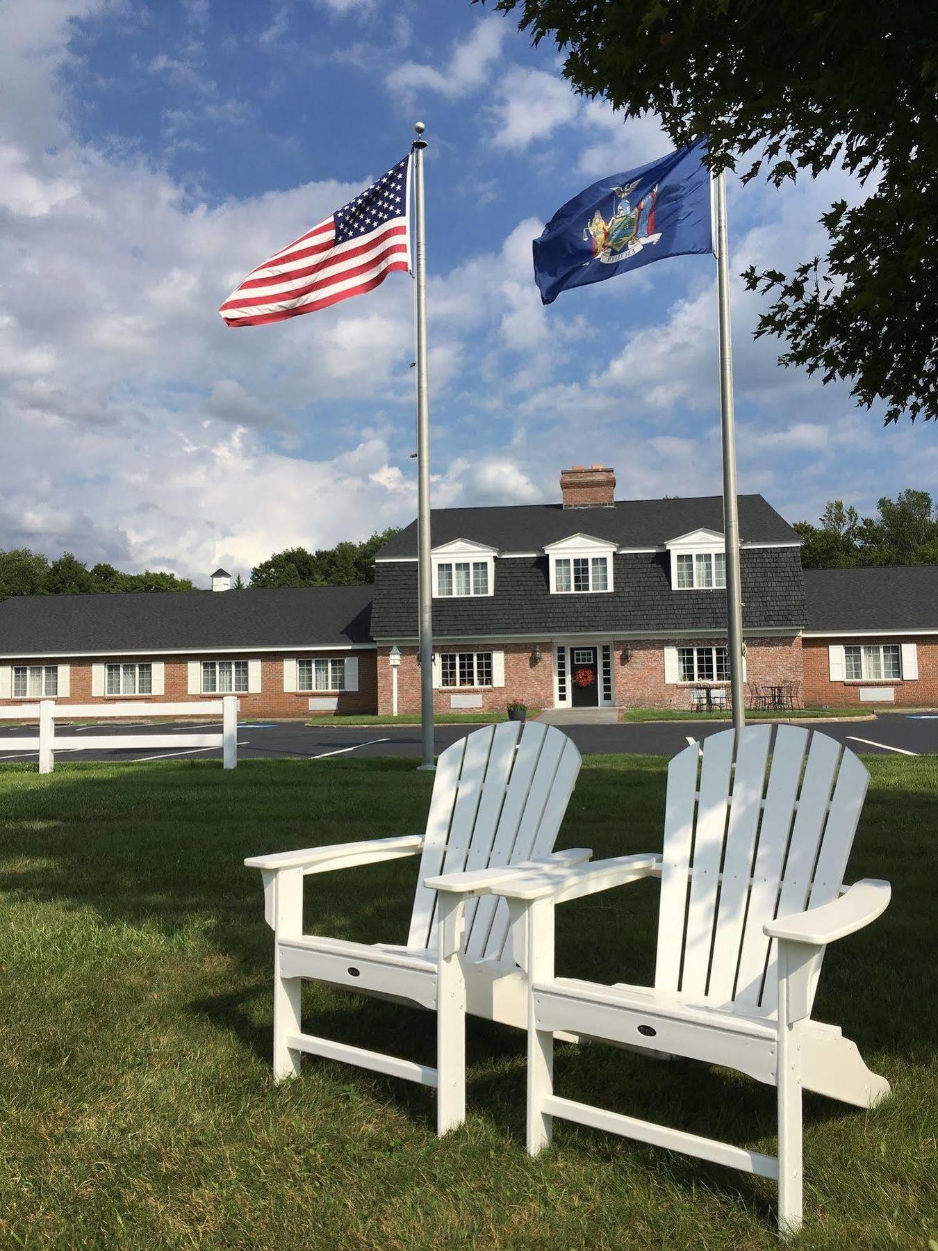 The Lodge At Headwaters Boonville Exterior foto